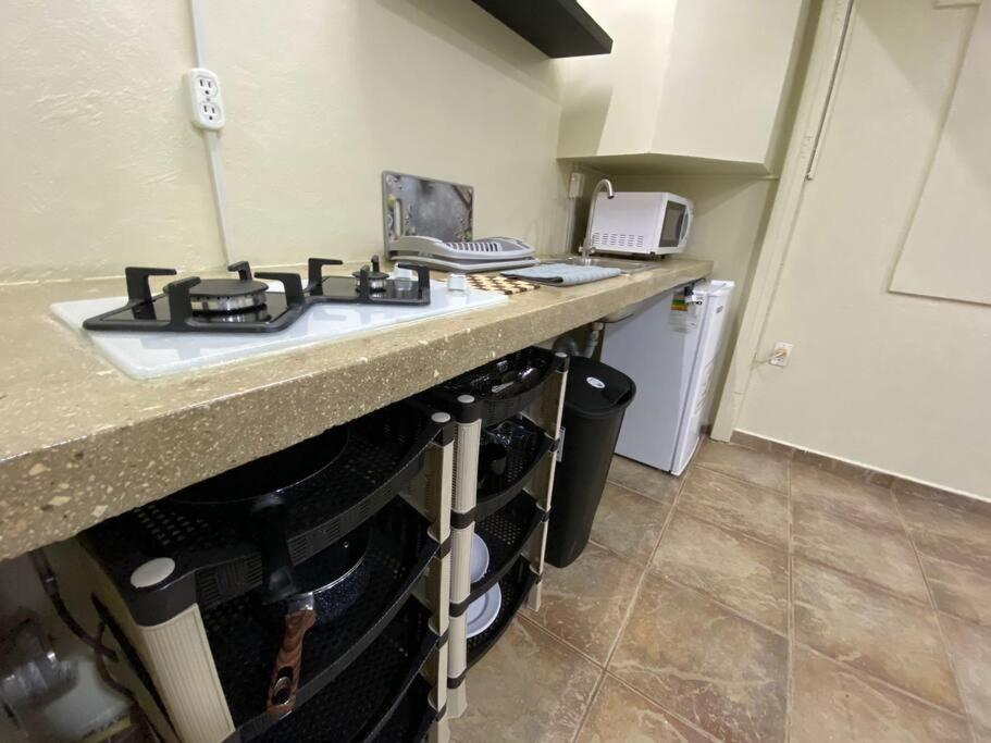 Cozy Studio Apartment Minutes From The Beach Willemstad Esterno foto